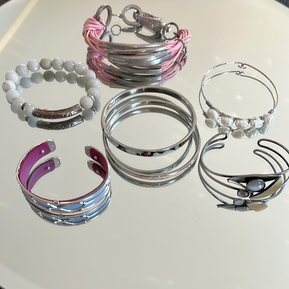 7 Brand New Bracelets!!!!!!!